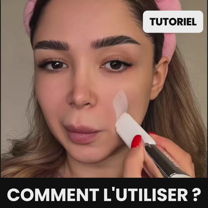 Fond de teint intelligent avec pinceau intégré